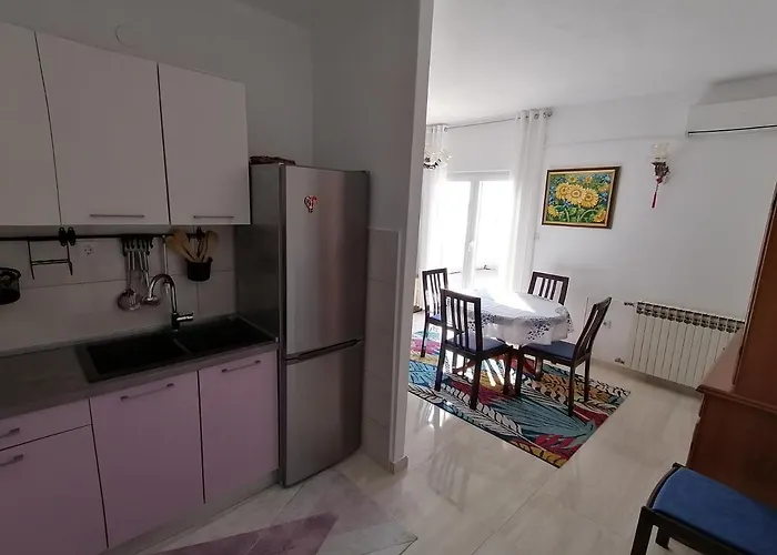 Apartamento Artemisia 1 *