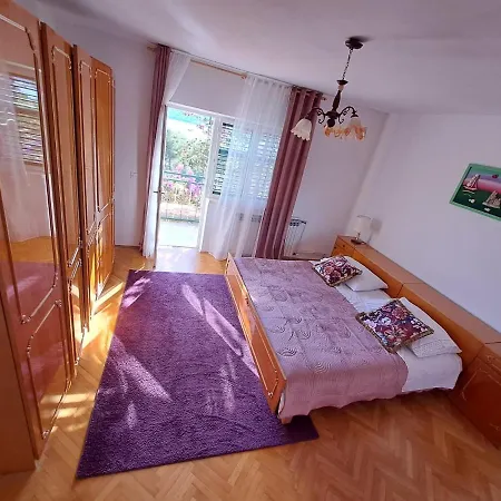 アパート Artemisia 1 *