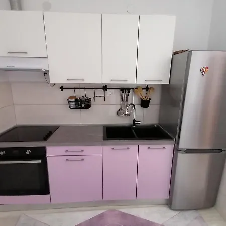 Artemisia 1 アパート トロギール