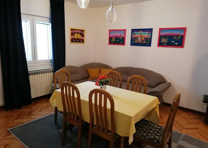 Artemisia 1 * トロギール